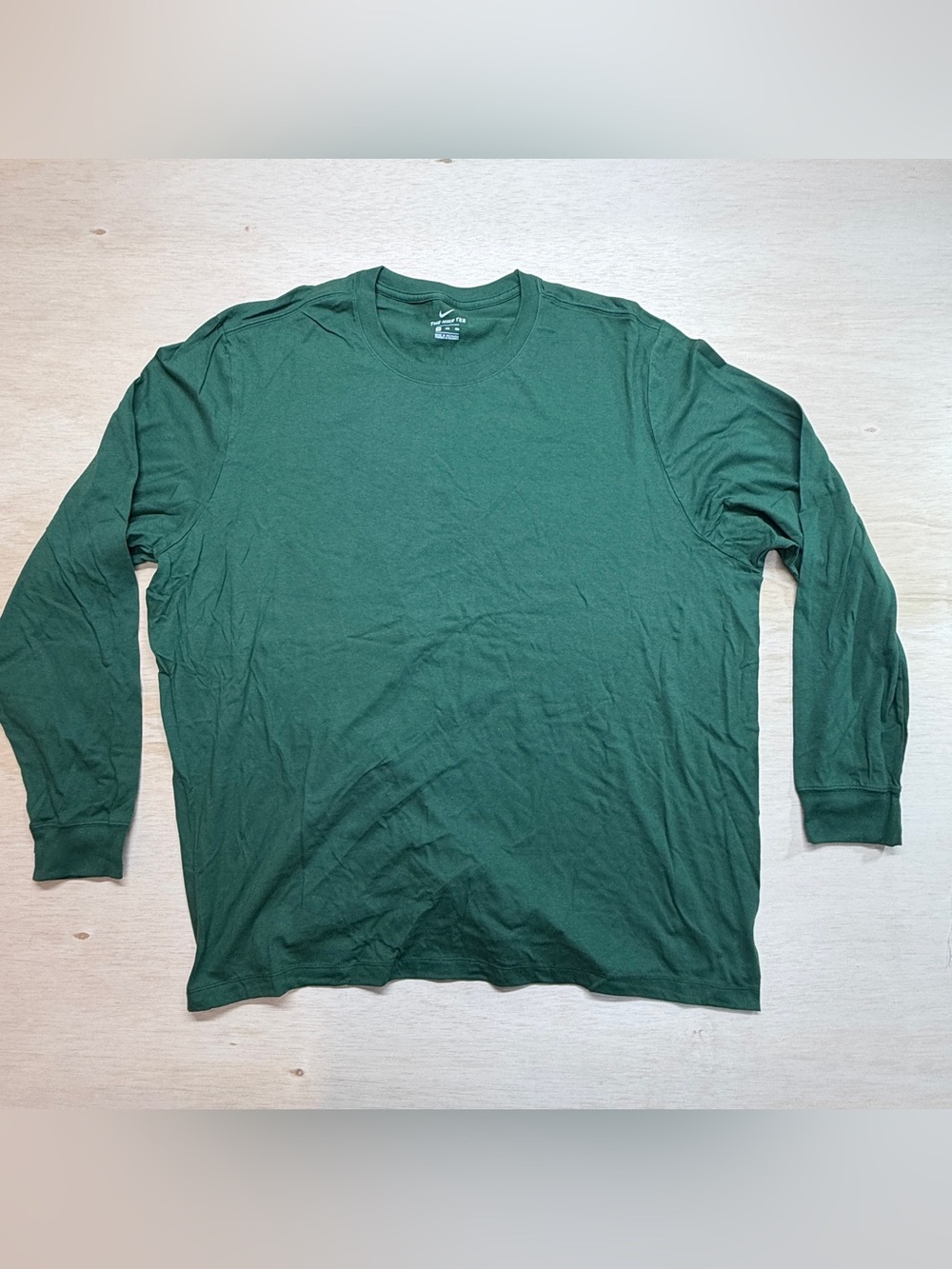 Nike The Nike Tee Shirt Mens 4XL Green Long Sleeve Crew Neck Casual NWOT